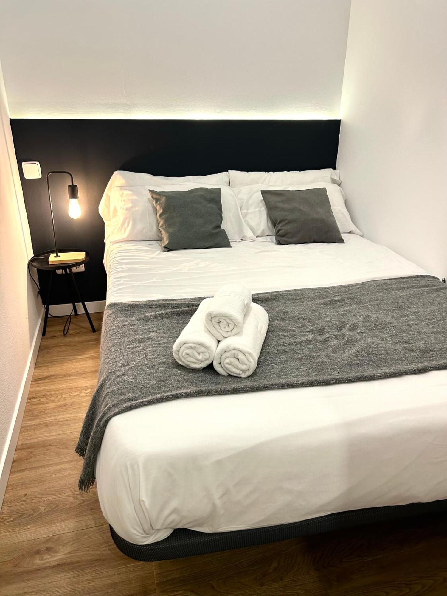 Center Madrid Habitaciones エクステリア 写真