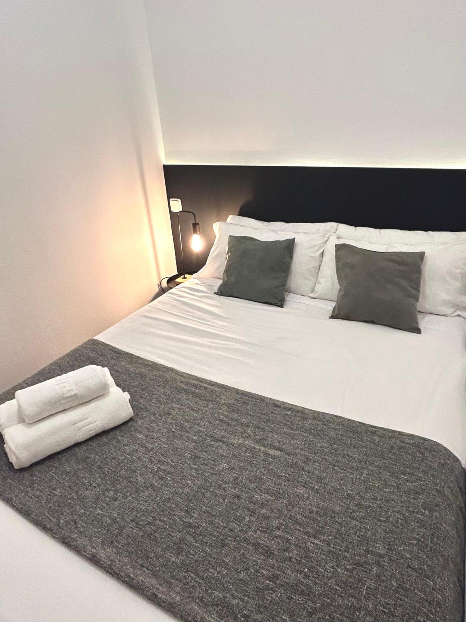 Center Madrid Habitaciones エクステリア 写真
